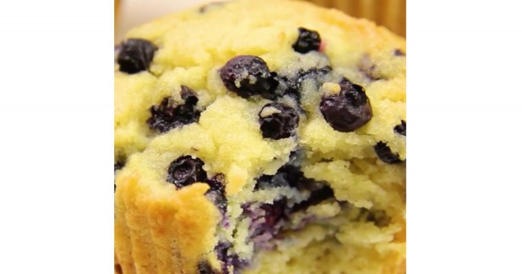 Low Carb, Keto & Paleo Blueberry Muffins