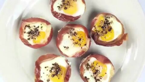 BACON AND EGG MUFFIN CUPS