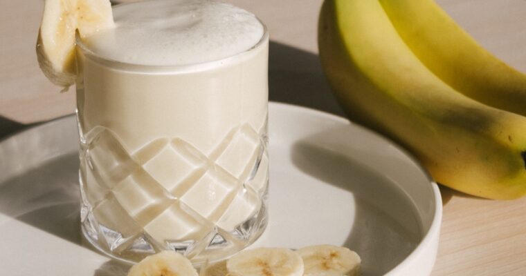 Best Banana Smoothie Recipe – Easy to Make!